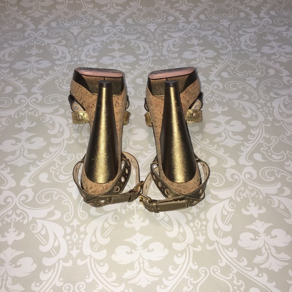PRADA βοΈ Bronzo Calzatura Platform Heels, Size 38 - Picture 3 of 8